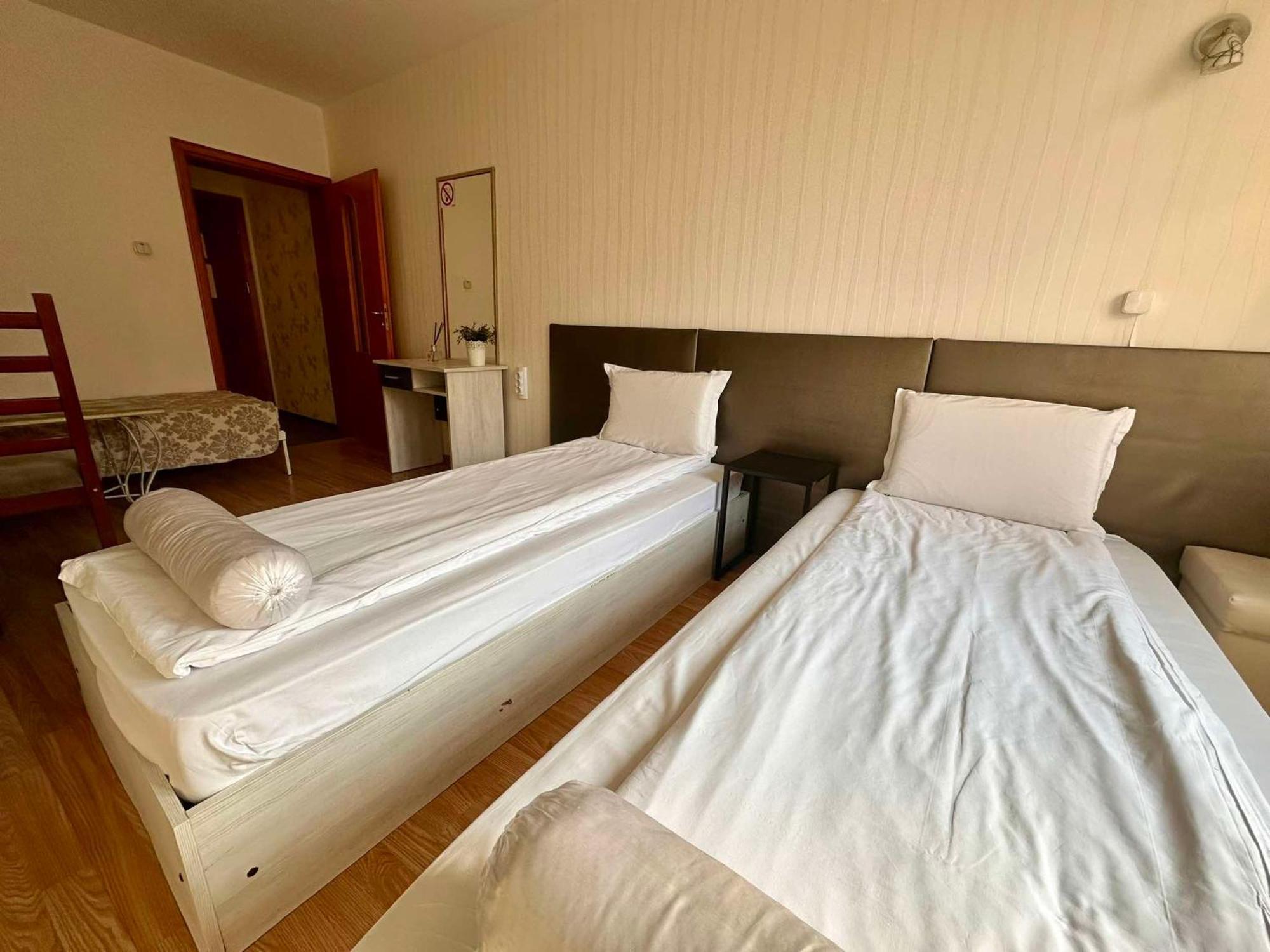 Family Hotel Amor ルセ エクステリア 写真
